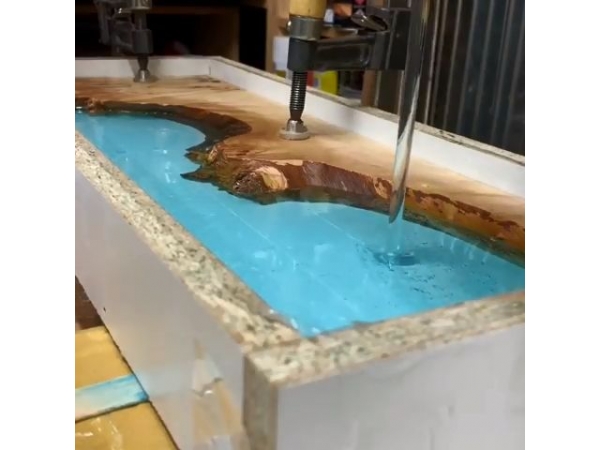 How to do Epoxy River Casting Table